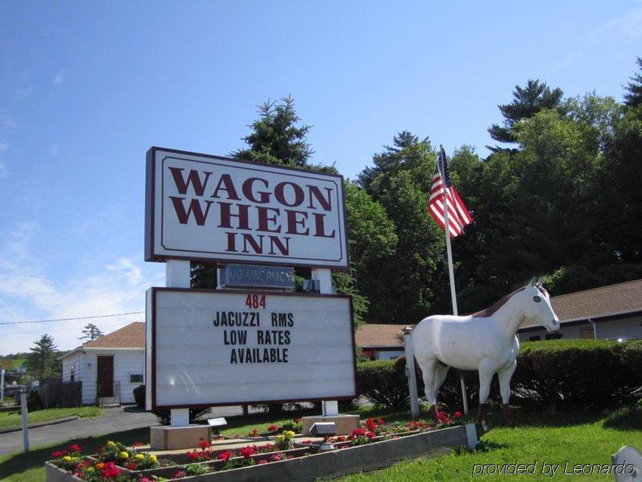 Wagon Wheel Inn Lenox Exterior photo